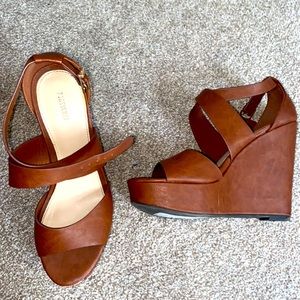 Forever 21 wedges